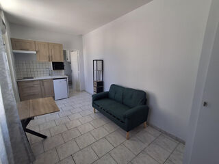 Appartement à louer 2 pièces 25 m²