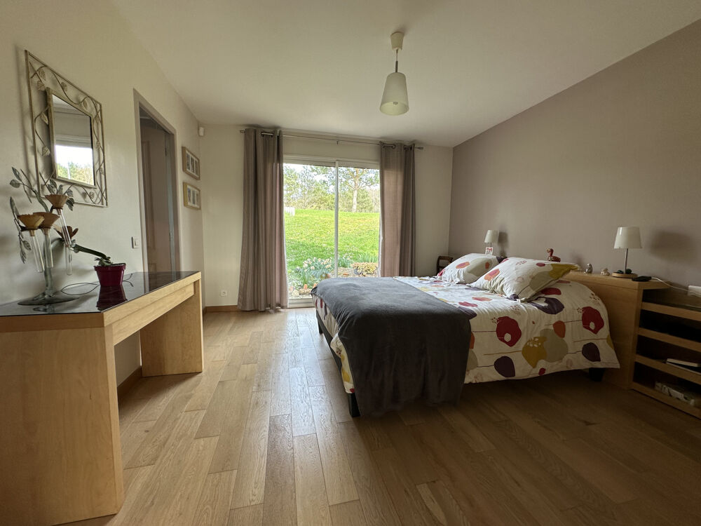  vendre  Proprit/chteau Saint-Sauveur-sur-cole (77930)