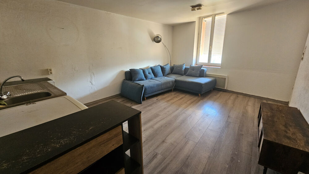 OFFRANT UNE TRES BELLE VUE - 2 APPARTEMENTS DE 32 ET 35 M2 ET UNE CAVE DE 35M2