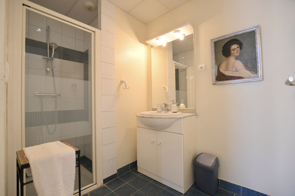 à vendre  Propriété/château Noyers (89310)