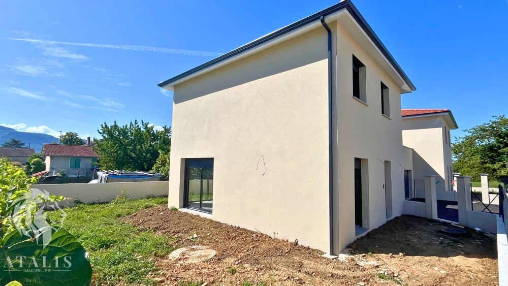 Maison mitoyenne récente 96 m2