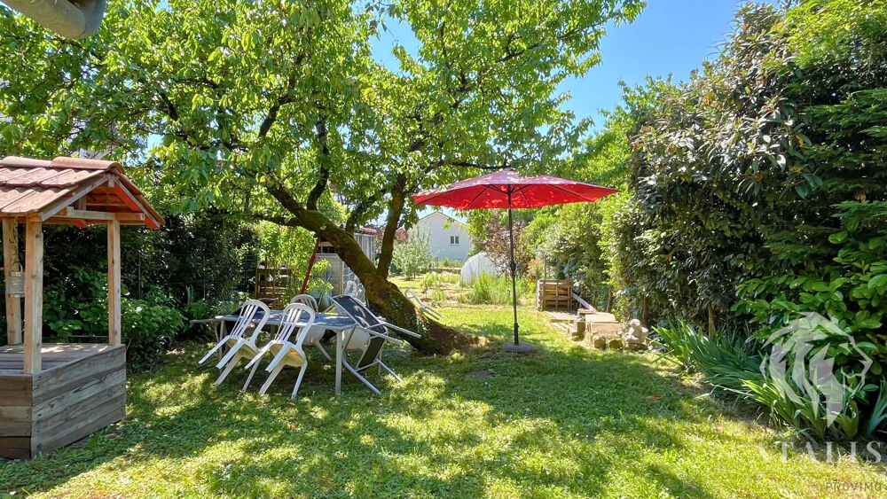 Vente Maison Maison de village avec jardin St romans