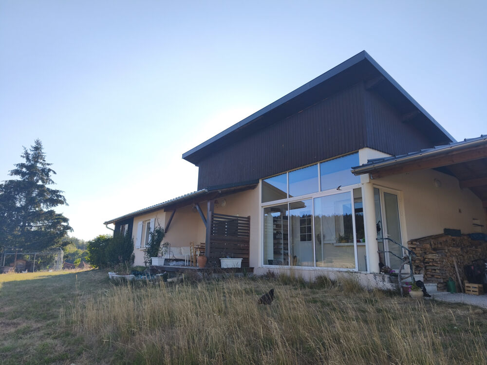 maison de plain pied sur 8700m2 de terrain