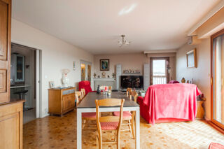  Appartement  vendre 6 pices 146 m