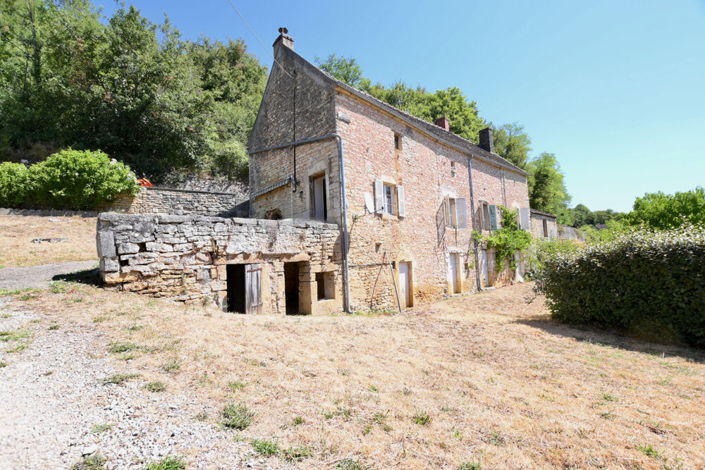 Vente Maison Corps de ferme près de Vézelay Chamoux