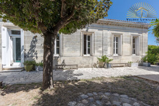  Maison à vendre 10 pièces 302 m²