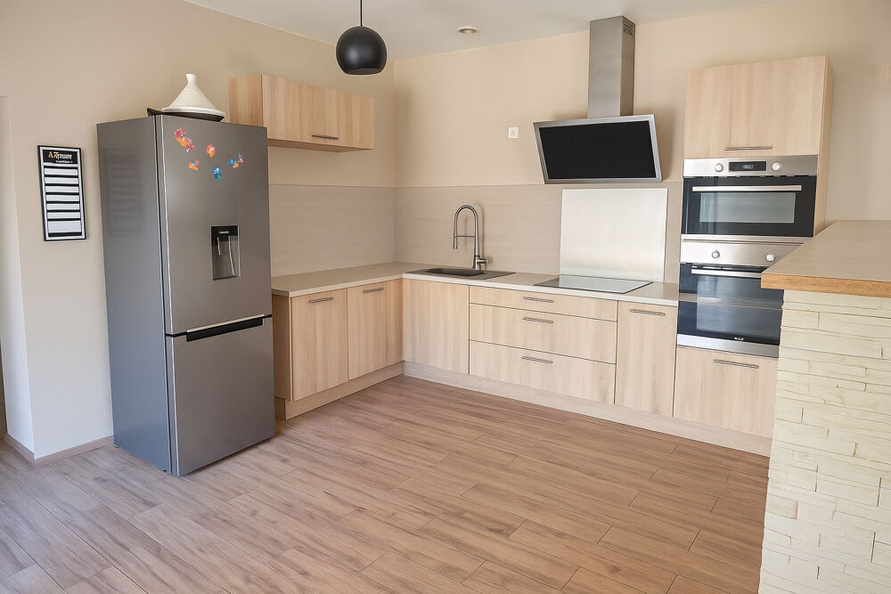 Vente Maison villa Plain-pied T4 + terrain 1ha Agen