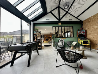  Propri�t�/ch�teau � vendre 8 pi�ces 251 m�