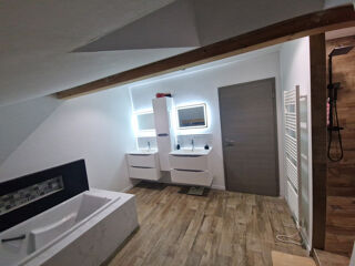  Maison � vendre 8 pi�ces 180 m�