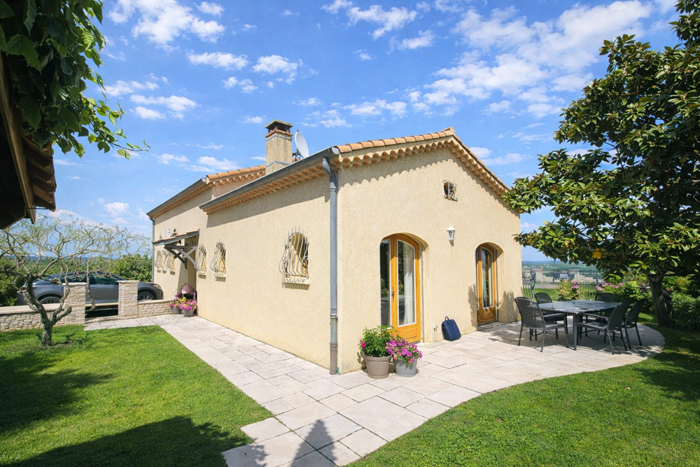 MAISON PLEINE DE CHARME