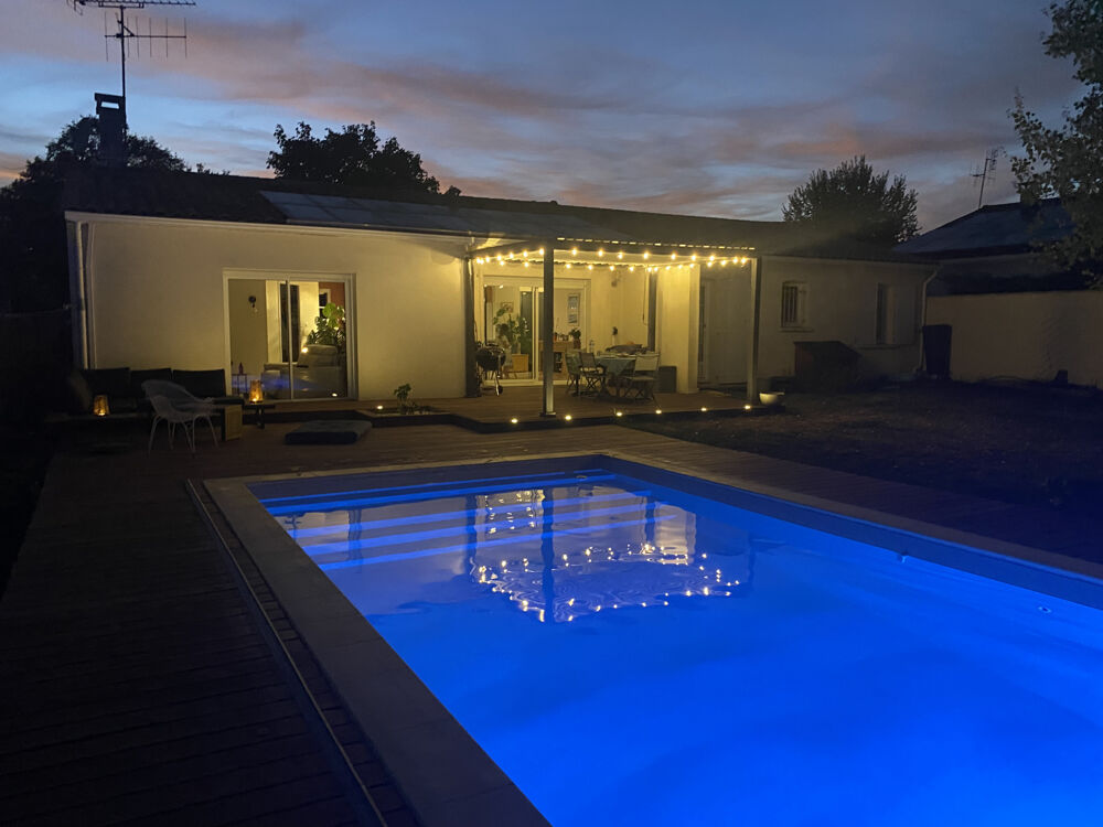 Cognac: Quartier l'Echassier maison de plain-pied,4 chambres, piscine.