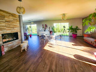  Maison � vendre 4 pi�ces 200 m�