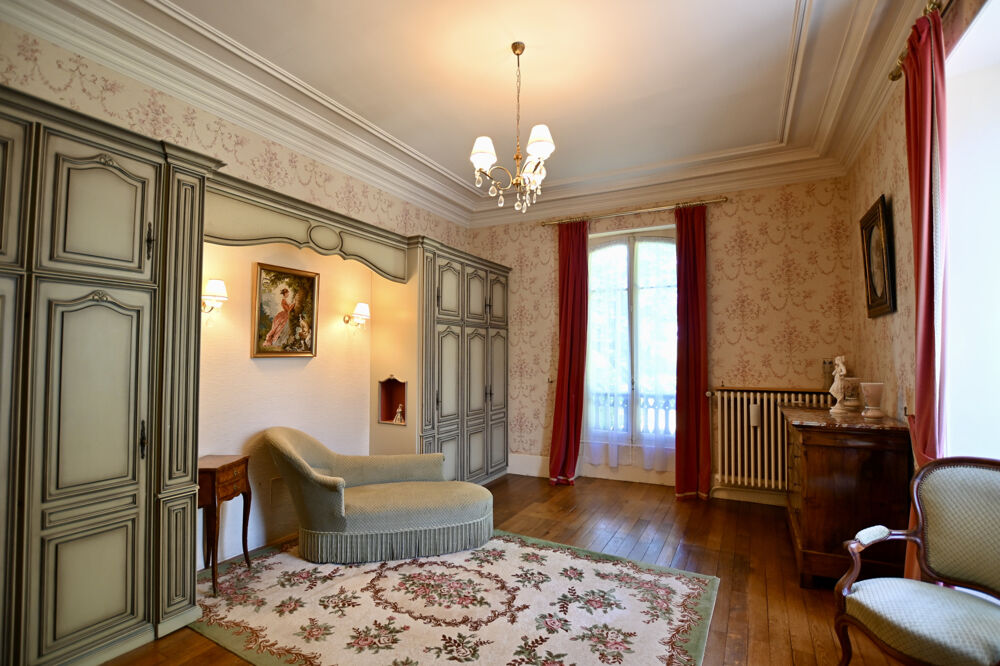 à vendre  Propriété/château Vault-de-Lugny (89200)