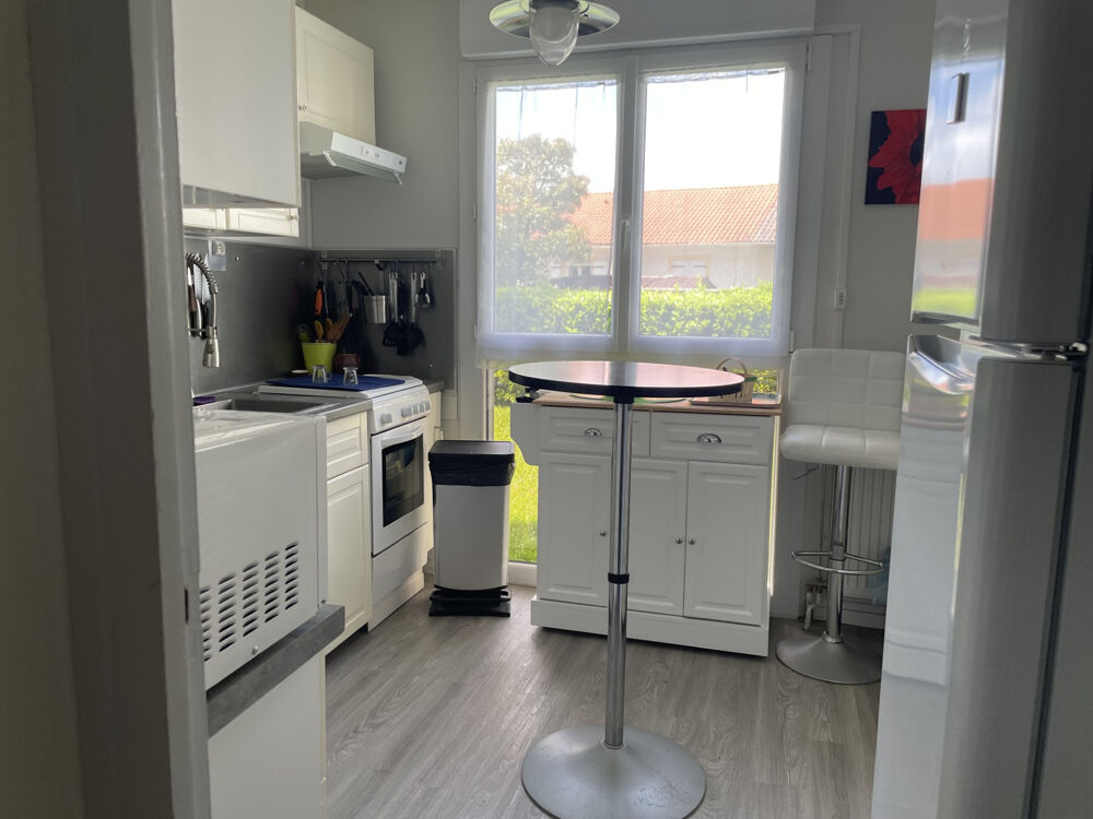 ROYAN APPARTEMENT DEUX CHAMBRES DANS RESIDENCE SECURISEE PROCHE DU MARCHE
