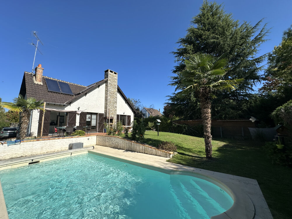 Belle maison familiale avec piscine et sous-sol total