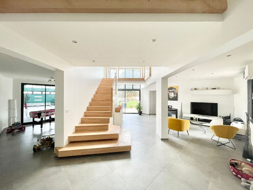 � vendre  Propri�t�/ch�teau C�ly (77930)