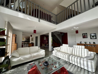  Propri�t�/ch�teau � vendre 6 pi�ces 196 m�