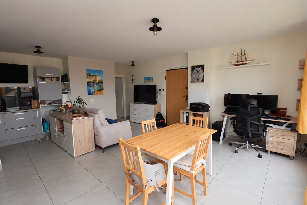 Vente Appartement ENNERY DERNIER ETAGE T2 de 51,27 m2 AVEC TERRASSE GARAGE ET PARKING PRIVATIF et CLIMATISATION Ennery