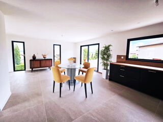  Maison � vendre 4 pi�ces 136 m�