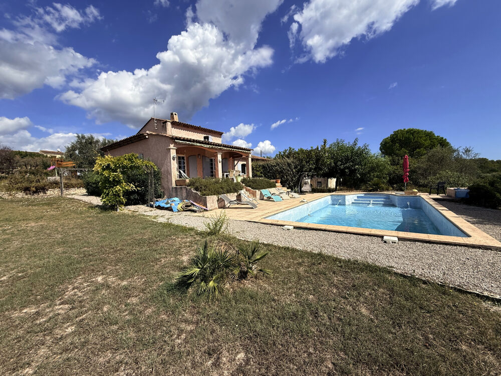 Vente Maison Bagnols-en-Forêt   Deux villas sur un terrain arboré de 2 598 m2 avec piscine et double garage Bagnols en foret