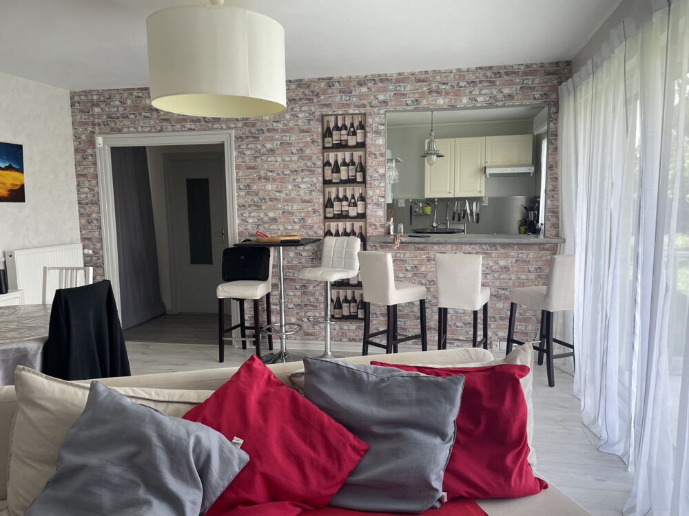 ROYAN APPARTEMENT DEUX CHAMBRES DANS RESIDENCE SECURISEE PROCHE DU MARCHE