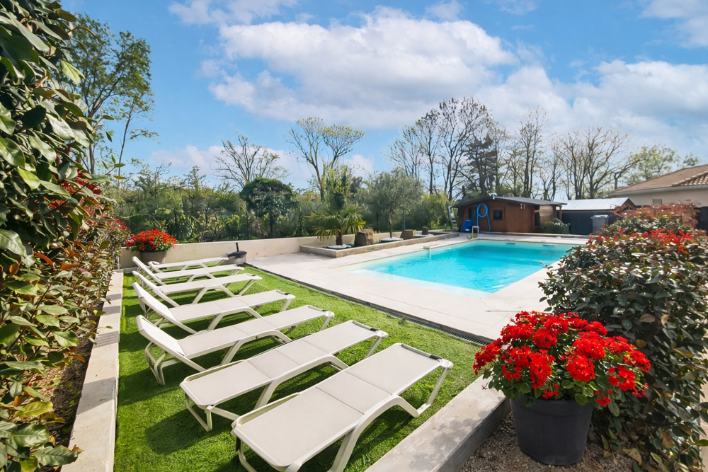 MAISON PLAIN PIED AVEC PISCINE