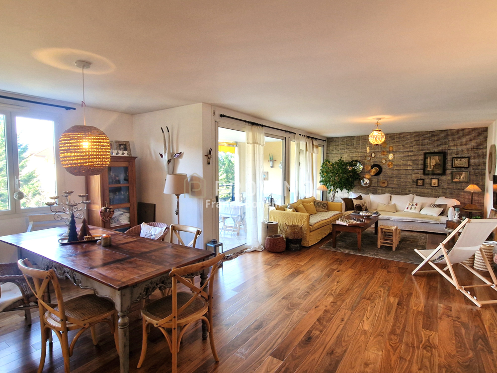 � vendre  Appartement Saint-Julien-en-Genevois (74160)