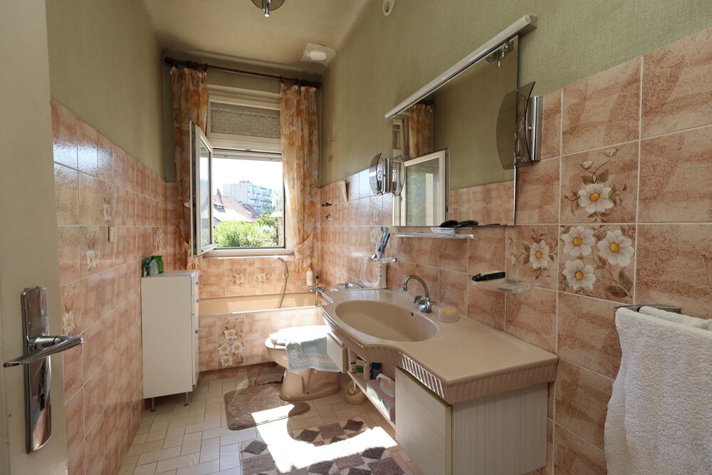 MAISON BOURGEOISE DE CARACTÈRE 138 m2 Quartier Plantières Queuleu