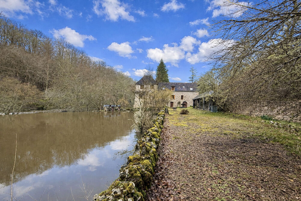 Moulin historique au coeur Morvan