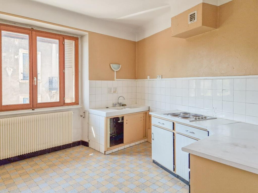 Vente Immeuble Spécial investissement : T3 80 m2 + 2 plateaux de 75 et 116 m2 Belley