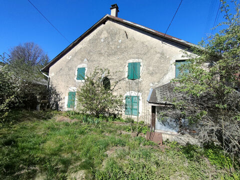 maison à rénover avec dépendances 85000 Hauteville-Lompnes (01110)