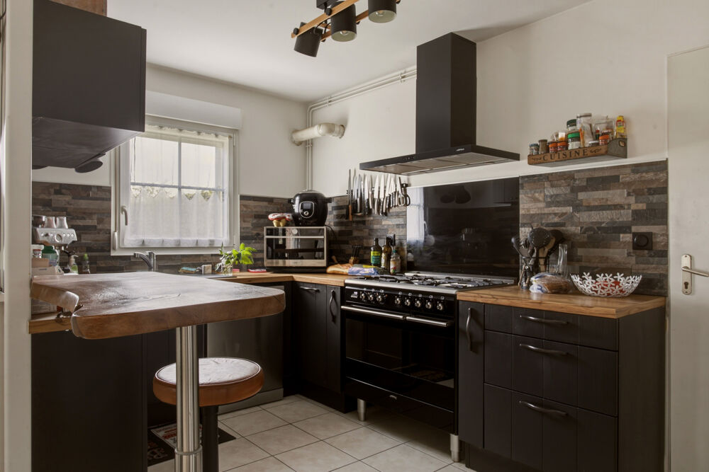 Vente Maison HONFLEUR   MAISON FAMILIALE - 104 m2 - 4 CHAMBRES AVEC VIE DE PLAIN-PIED - GARAGE  ET PARKING - JARDIN CLOS 45 Honfleur