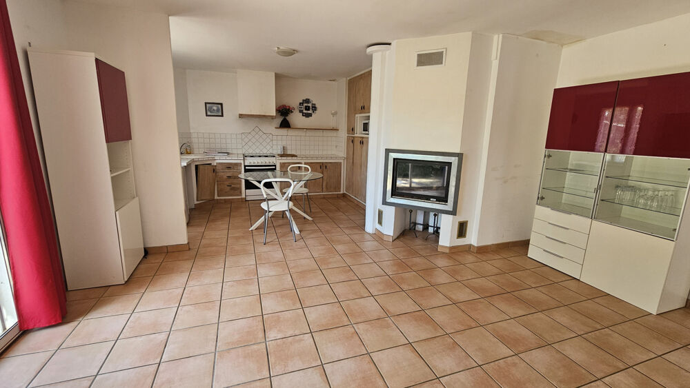 à vendre  Maison Bagnols-en-Forêt (83600)