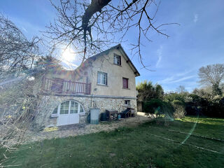  Propri�t�/ch�teau � vendre 10 pi�ces 221 m�