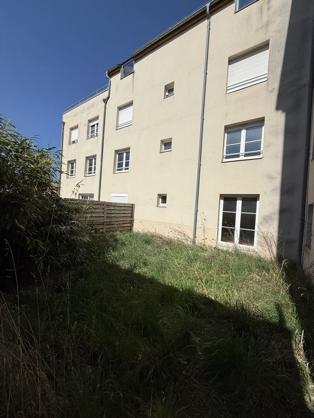 Vente Appartement Ancienne étude notariale de 153m2   Bureaux avec fort potentiel au cœur de Faulquemont Faulquemont