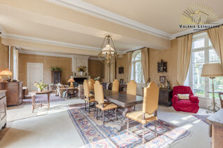  Propri�t�/ch�teau � vendre 10 pi�ces 345 m�