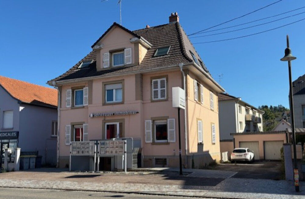 Vente Immeuble Brunstatt Bâtisse de 1929 d'environ 225 m2 composée de 4 lots dont 3 appartements et un local commercial, le t Brunstatt