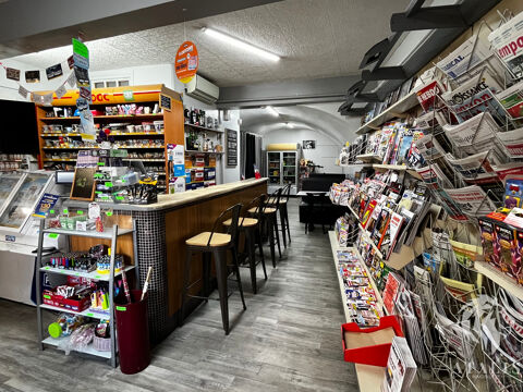   Fond de commerce + murs commerciaux 