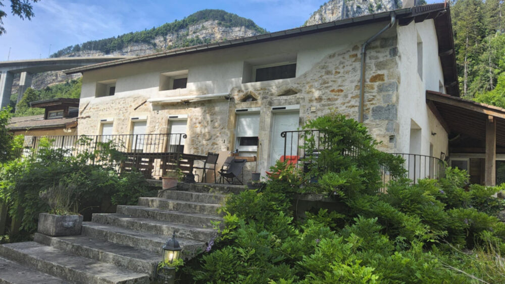 � vendre  Propri�t�/ch�teau Nantua (01130)