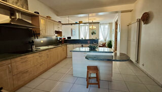  Maison � vendre 6 pi�ces 236 m�