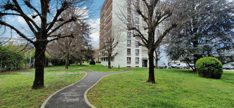 Appartement de type 4, avec cave et place de stationnement libre situé dans une résidence fermé avec un parc a 159500 Bourgoin-Jallieu (38300)