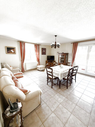  Appartement � vendre 3 pi�ces 74 m�