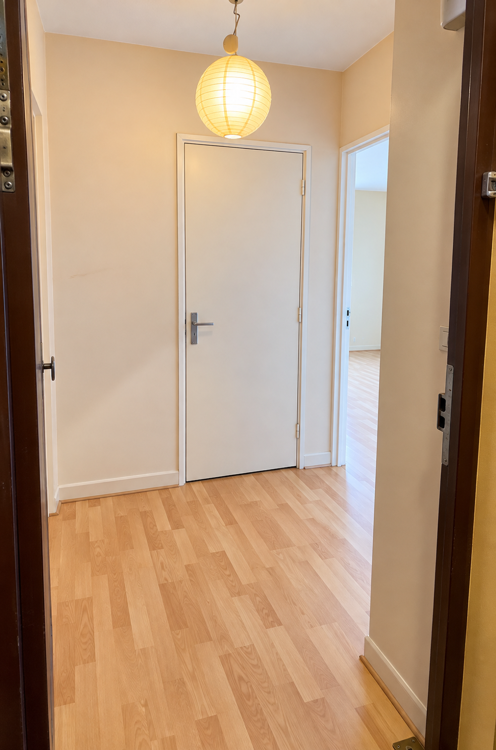 Vente Appartement Rosny-sous-Bois proche centre et gare Appartement 1 pièce de 26.16 m2 au 4ème étage d'un immeuble avec ascense Rosny sous bois