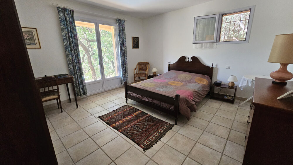 à vendre  Maison Bagnols-en-Forêt (83600)