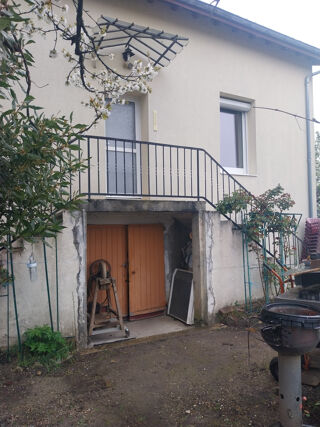  Remise / Grange à vendre 5 pièces 104 m² Peronnas