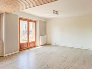  Immeuble à vendre 10 pièces 270 m²