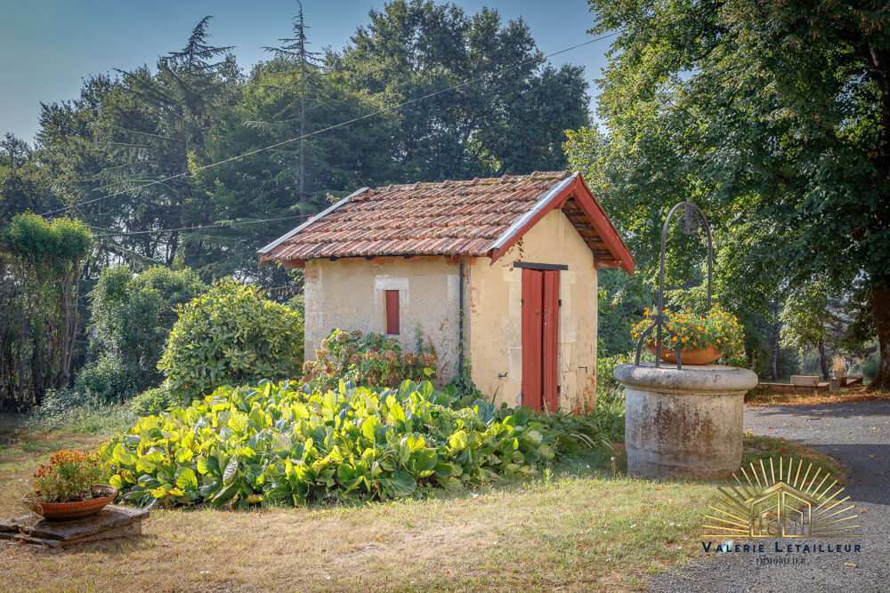 Maison de charme 358m2 habitables sur une parcelle de 10 000 m2 avec vue dégagée