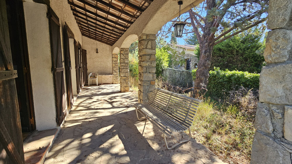 VILLA A RENOVER - 70M2 GARAGE 22M2 ET TERRAIN 1300M2