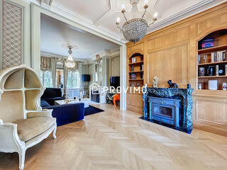  Propriété/château à vendre 12 pièces 450 m²