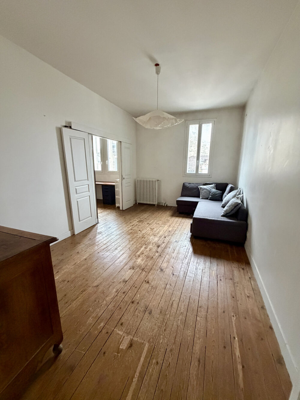 Vente Appartement Bel opportunité pour ce T2 à 2 pas du jardin public Bordeaux